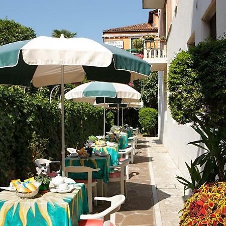 Hotel Santa Lucia Βενετία Εξωτερικό φωτογραφία