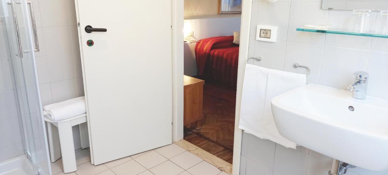 Hotel Santa Lucia Βενετία Εξωτερικό φωτογραφία