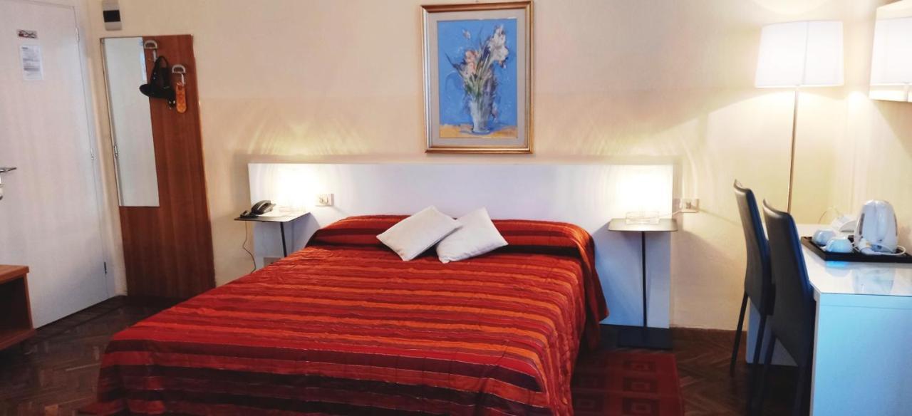 Hotel Santa Lucia Βενετία Εξωτερικό φωτογραφία